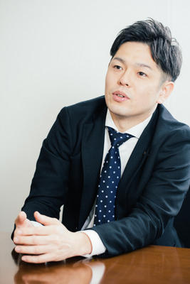 食器洗い達人の松木慎さん